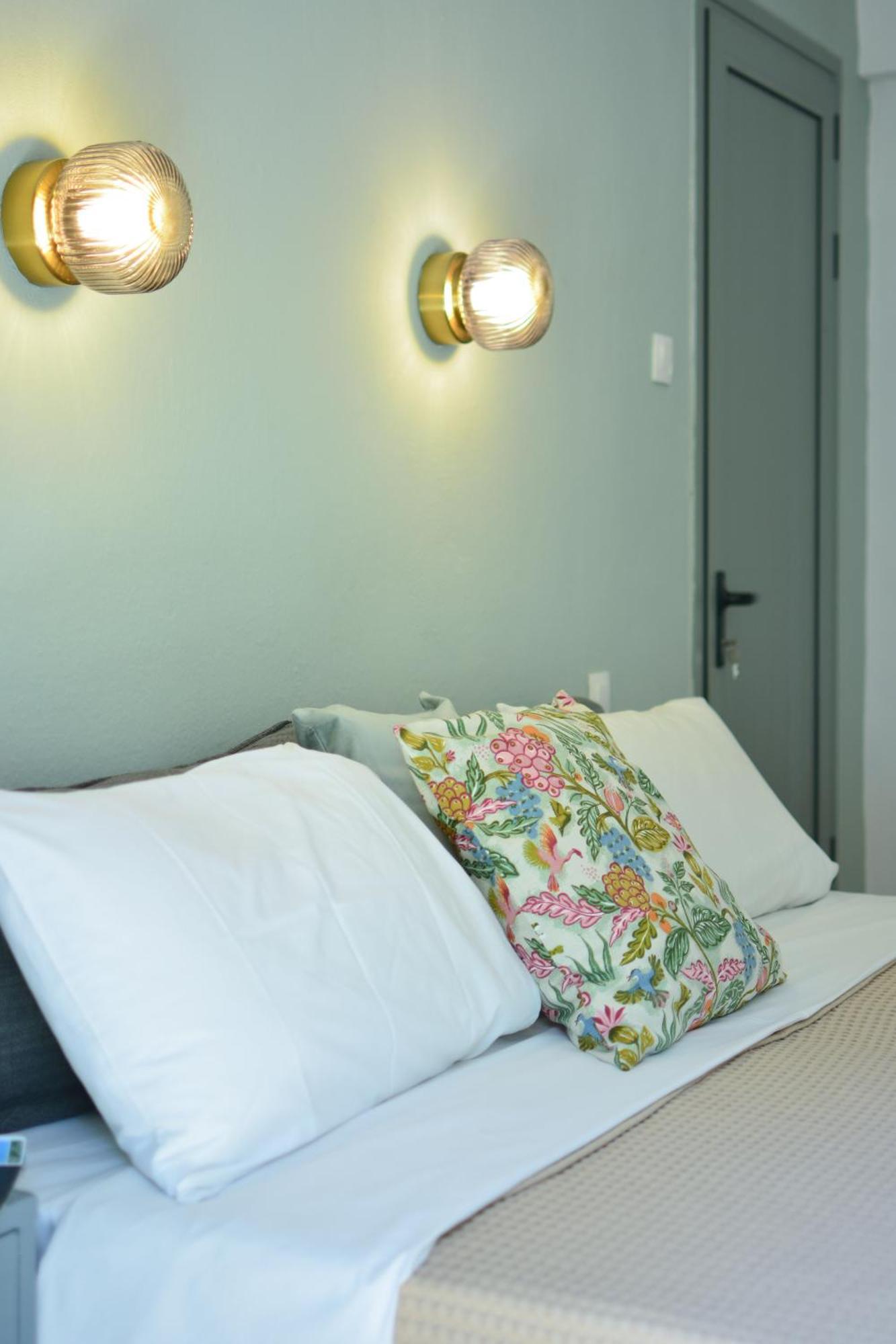 Greekowl Apartments Скиатос Екстериор снимка